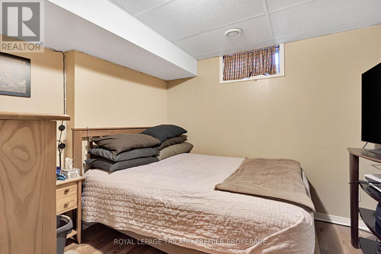 26 Sloane Crescent, London South, Ontario  N6E 3A5 - Photo 32 - X12699080