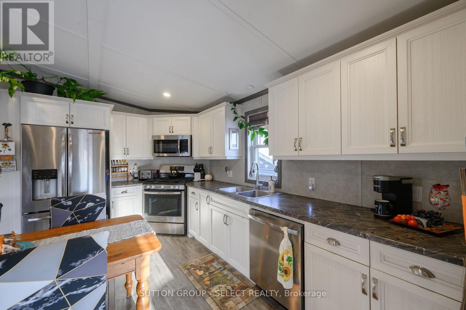 116 - 22790 Amiens Road, Middlesex Centre, Ontario  N0L 1R0 - Photo 12 - X12699084