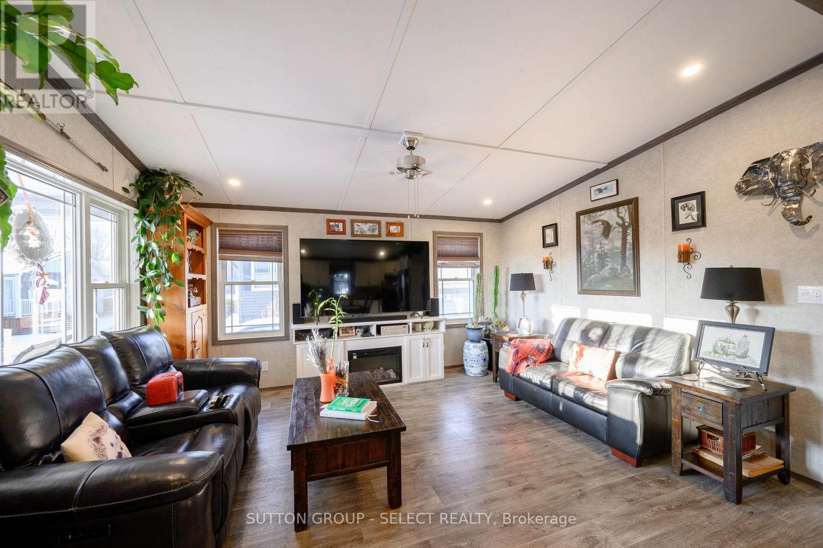 116 - 22790 Amiens Road, Middlesex Centre, Ontario  N0L 1R0 - Photo 15 - X12699084