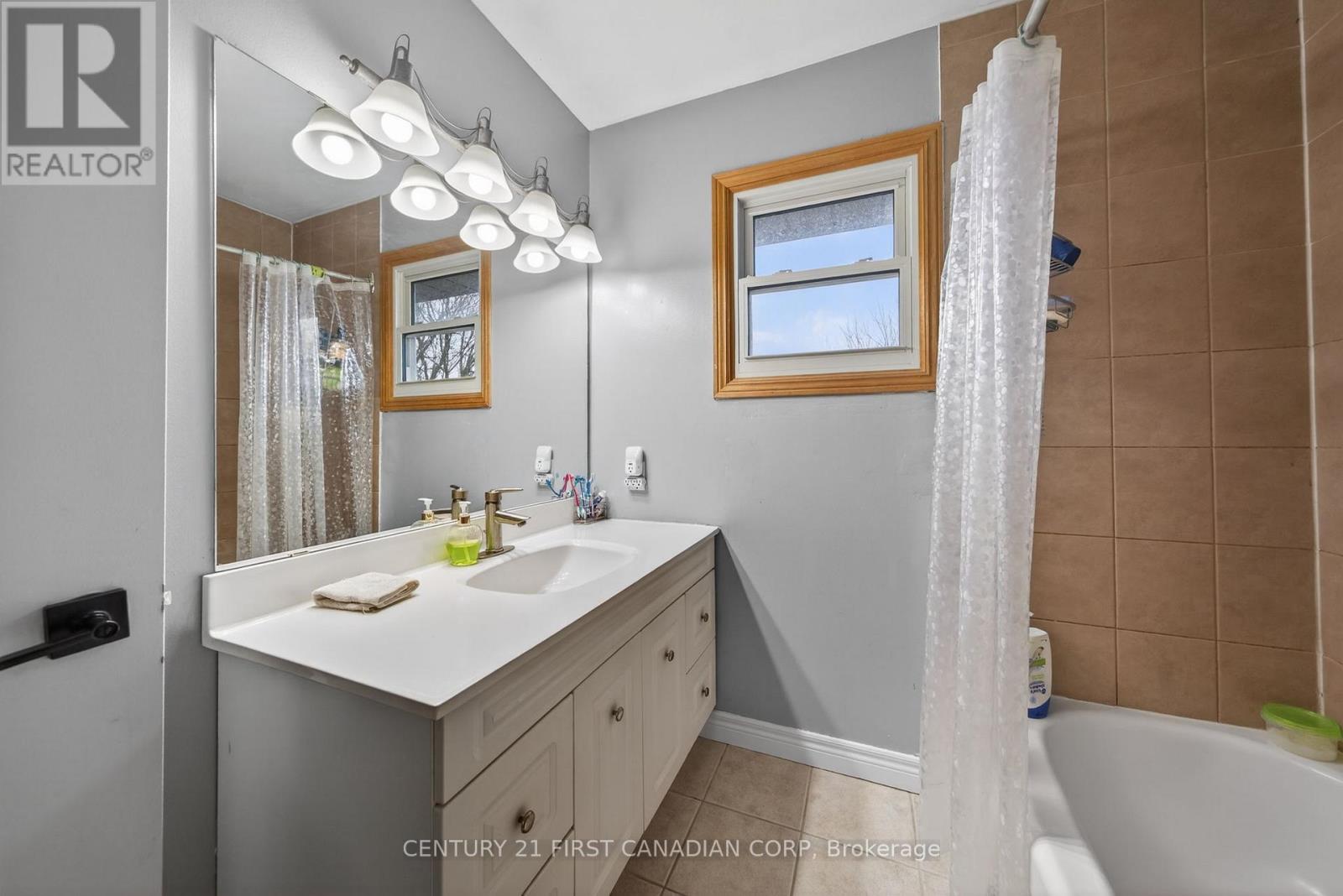 190 Ensign Drive, London South, Ontario  N6J 4R7 - Photo 21 - X12699106