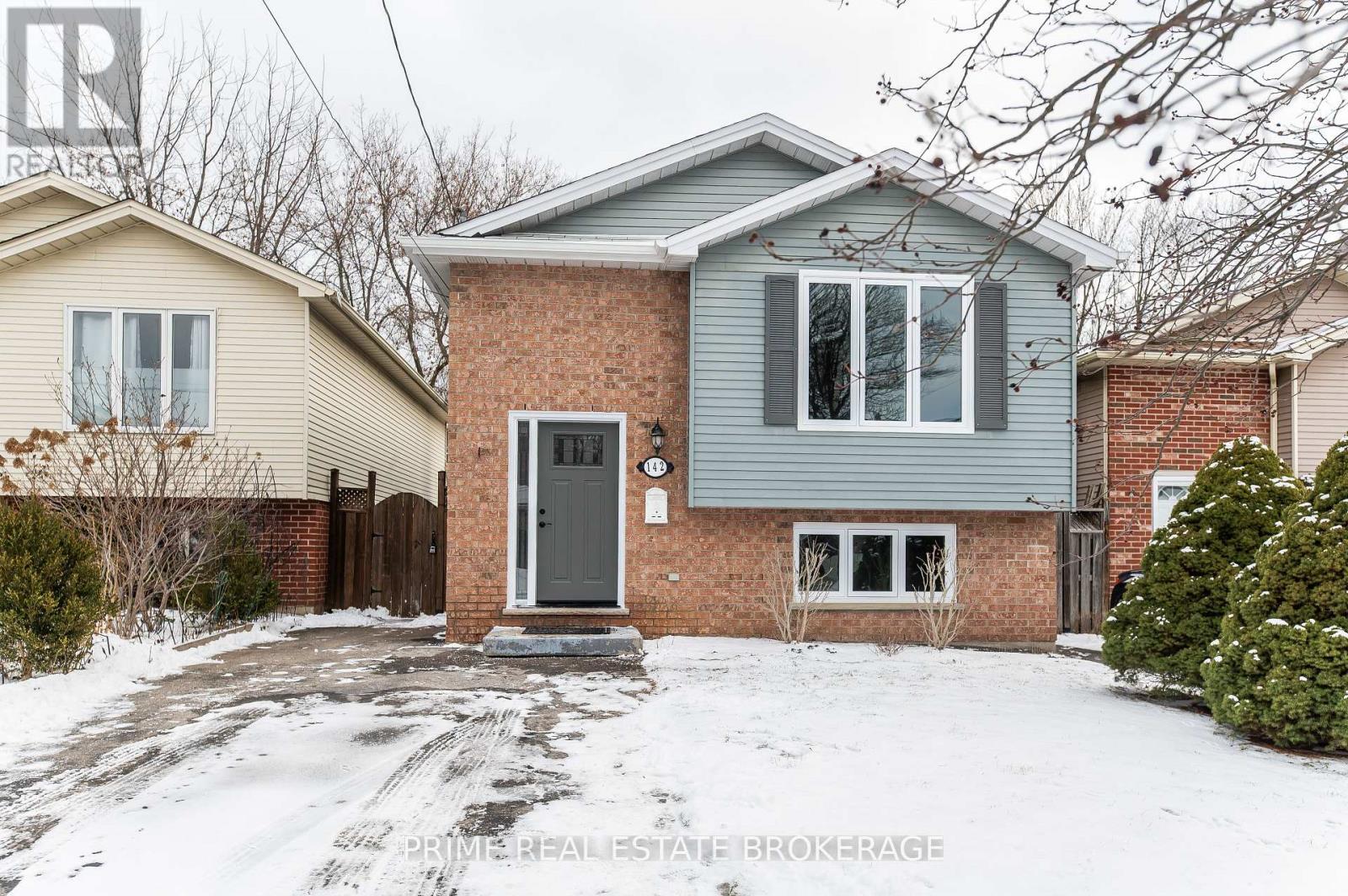 142 Chesley Avenue, London East, Ontario  N5Z 2L4 - Photo 2 - X12699130