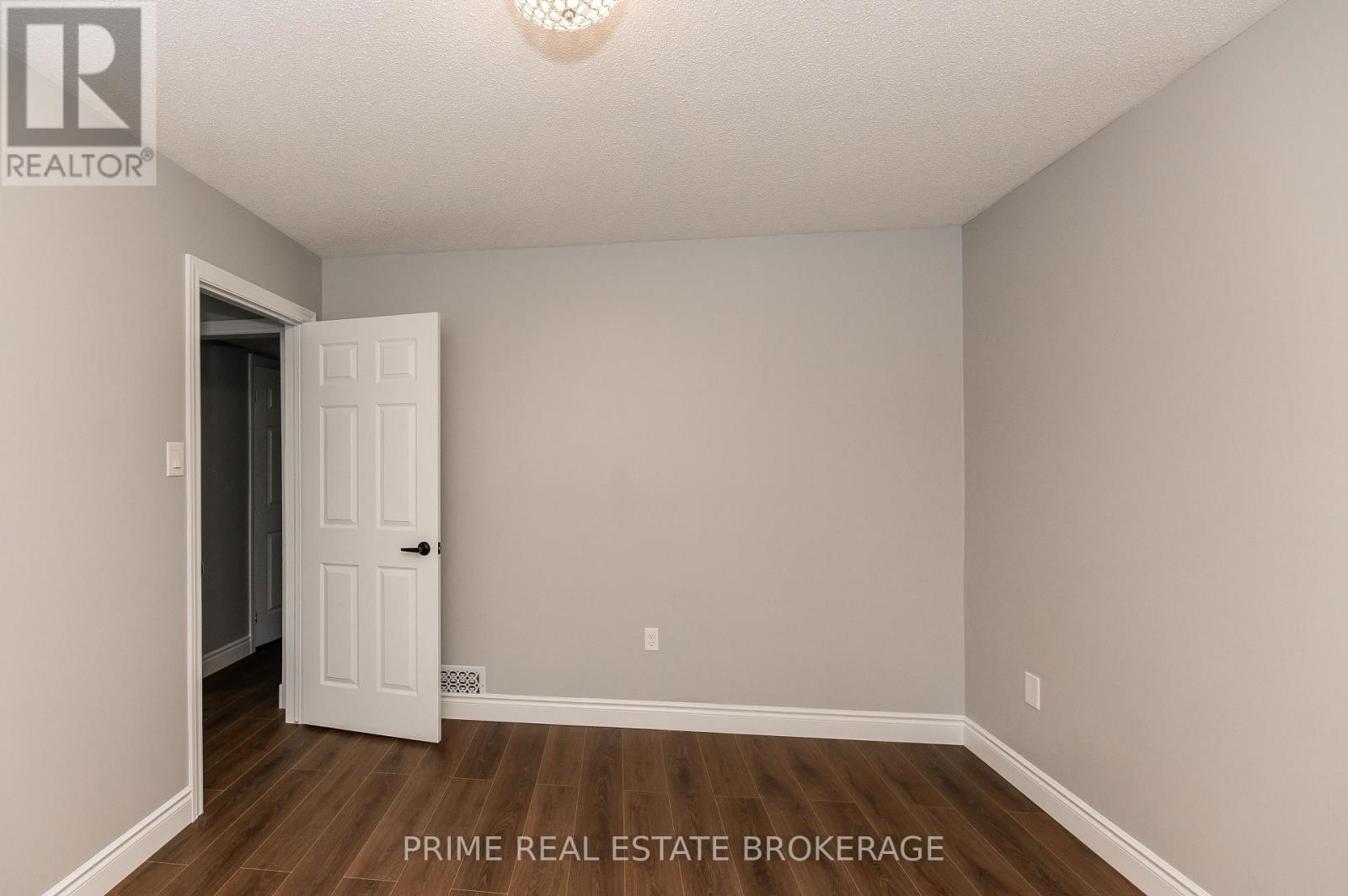 142 Chesley Avenue, London East, Ontario  N5Z 2L4 - Photo 27 - X12699130