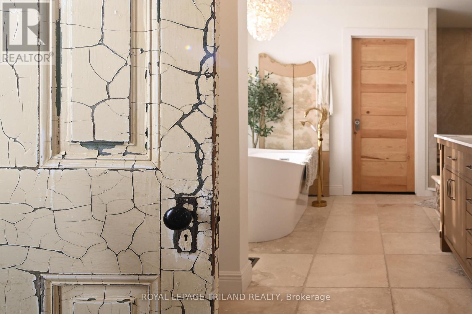 5540 Carriage Road, Middlesex Centre, Ontario  N0L 2G0 - Photo 13 - X12699150