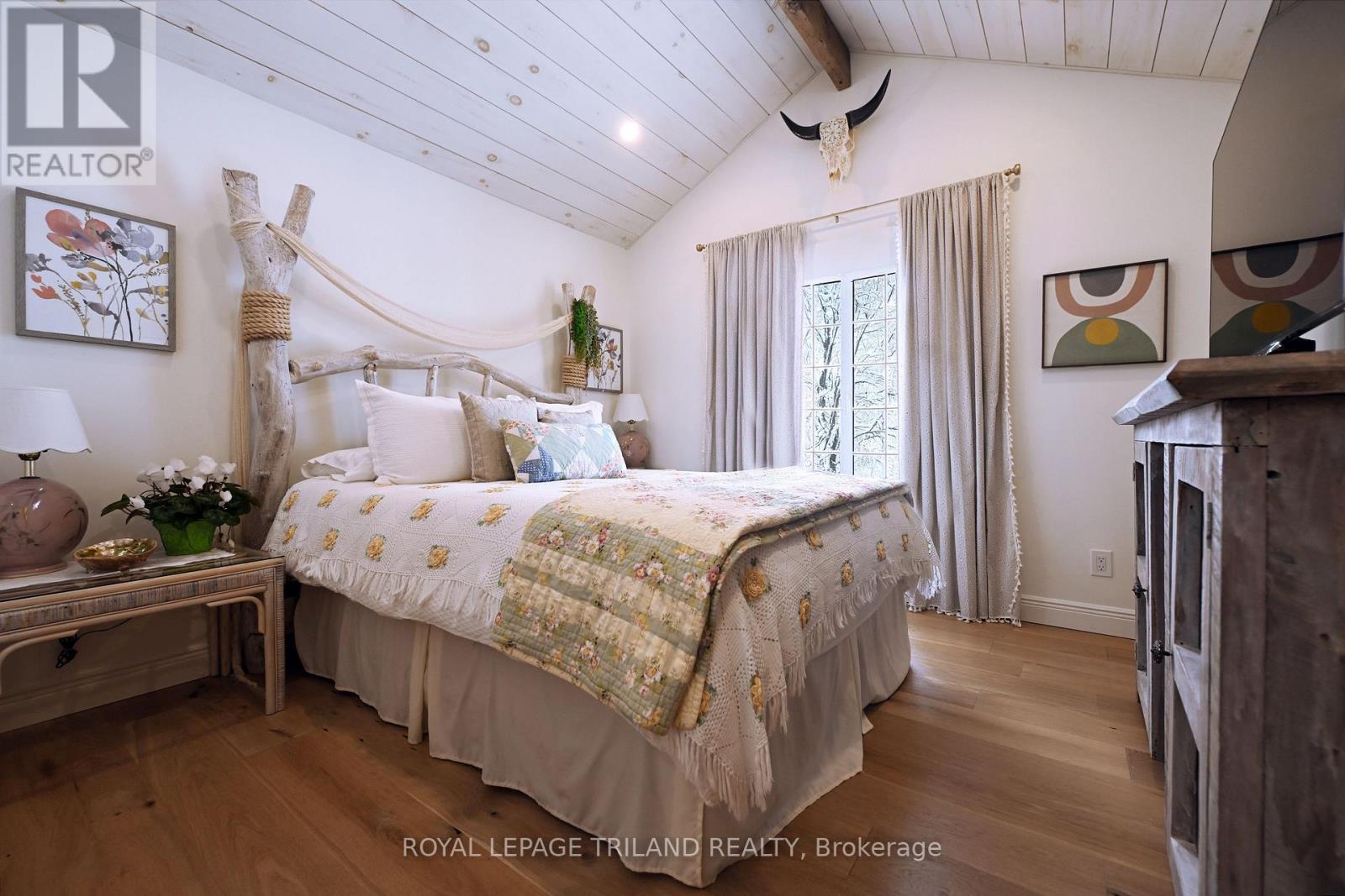 5540 Carriage Road, Middlesex Centre, Ontario  N0L 2G0 - Photo 16 - X12699150