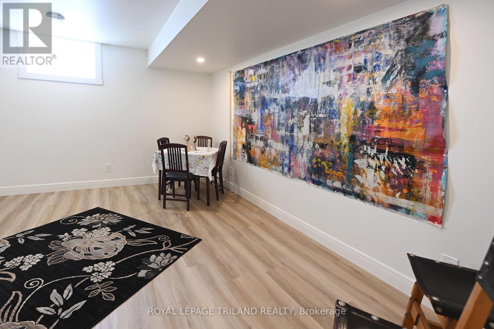 5540 Carriage Road, Middlesex Centre, Ontario  N0L 2G0 - Photo 32 - X12699150