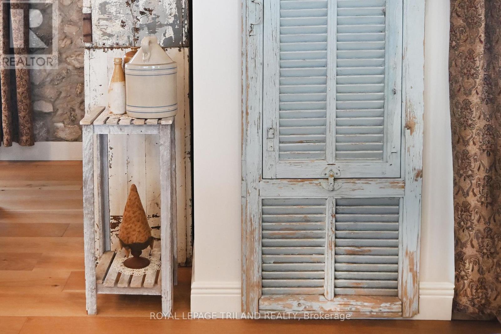 5540 Carriage Road, Middlesex Centre, Ontario  N0L 2G0 - Photo 34 - X12699150