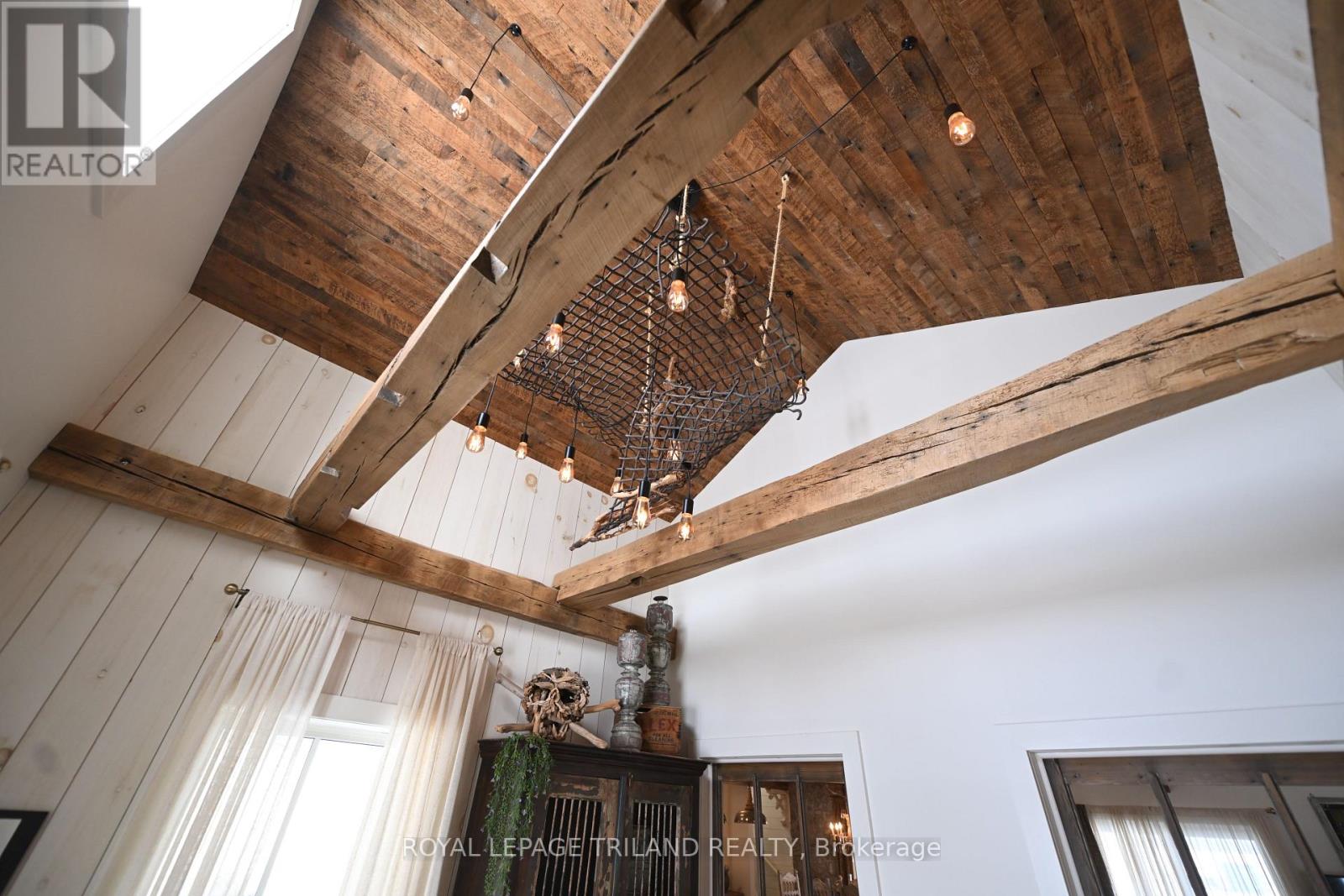 5540 Carriage Road, Middlesex Centre, Ontario  N0L 2G0 - Photo 6 - X12699150