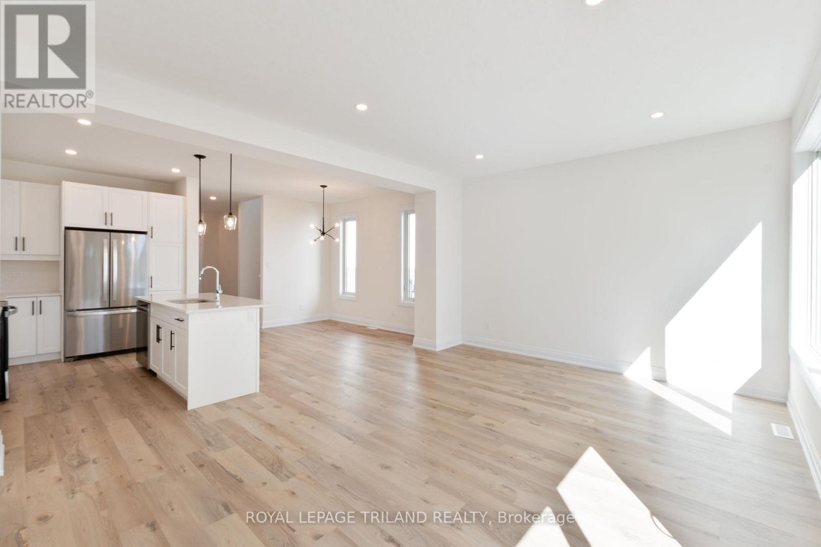 20 - 101 Swales Avenue, Strathroy-Caradoc, Ontario  N7G 0C1 - Photo 17 - X12699198