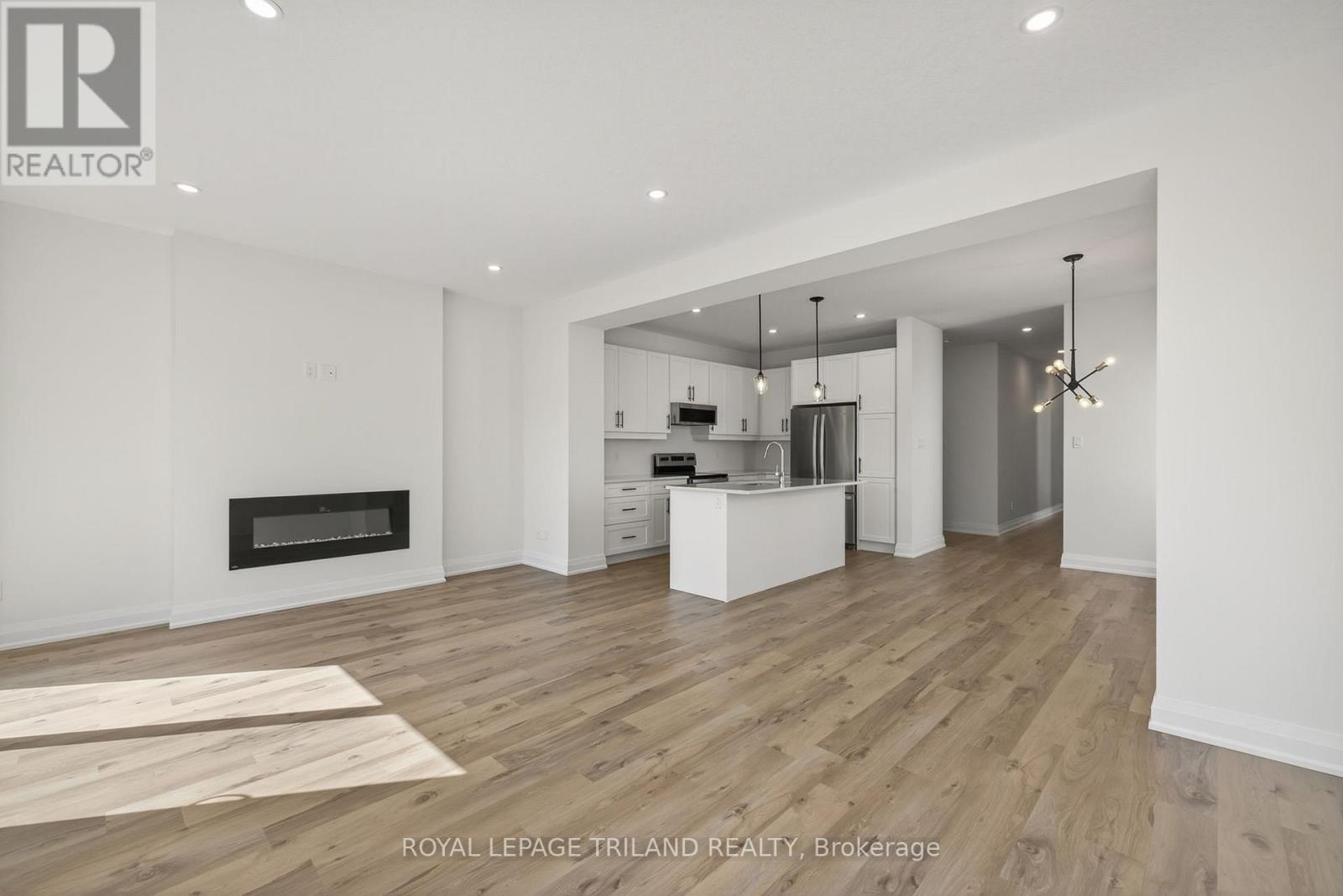 10 - 101 Swales Avenue, Strathroy-Caradoc, Ontario  N7G 0C1 - Photo 18 - X12699200