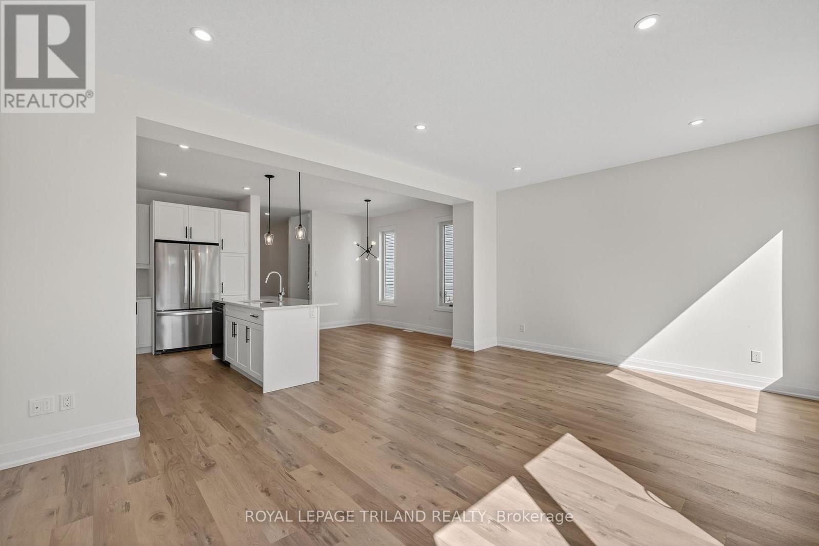 10 - 101 Swales Avenue, Strathroy-Caradoc, Ontario  N7G 0C1 - Photo 19 - X12699200