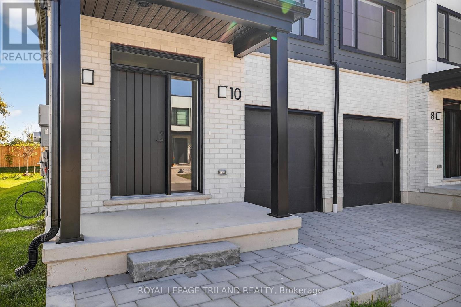 10 - 101 Swales Avenue, Strathroy-Caradoc, Ontario  N7G 0C1 - Photo 3 - X12699200