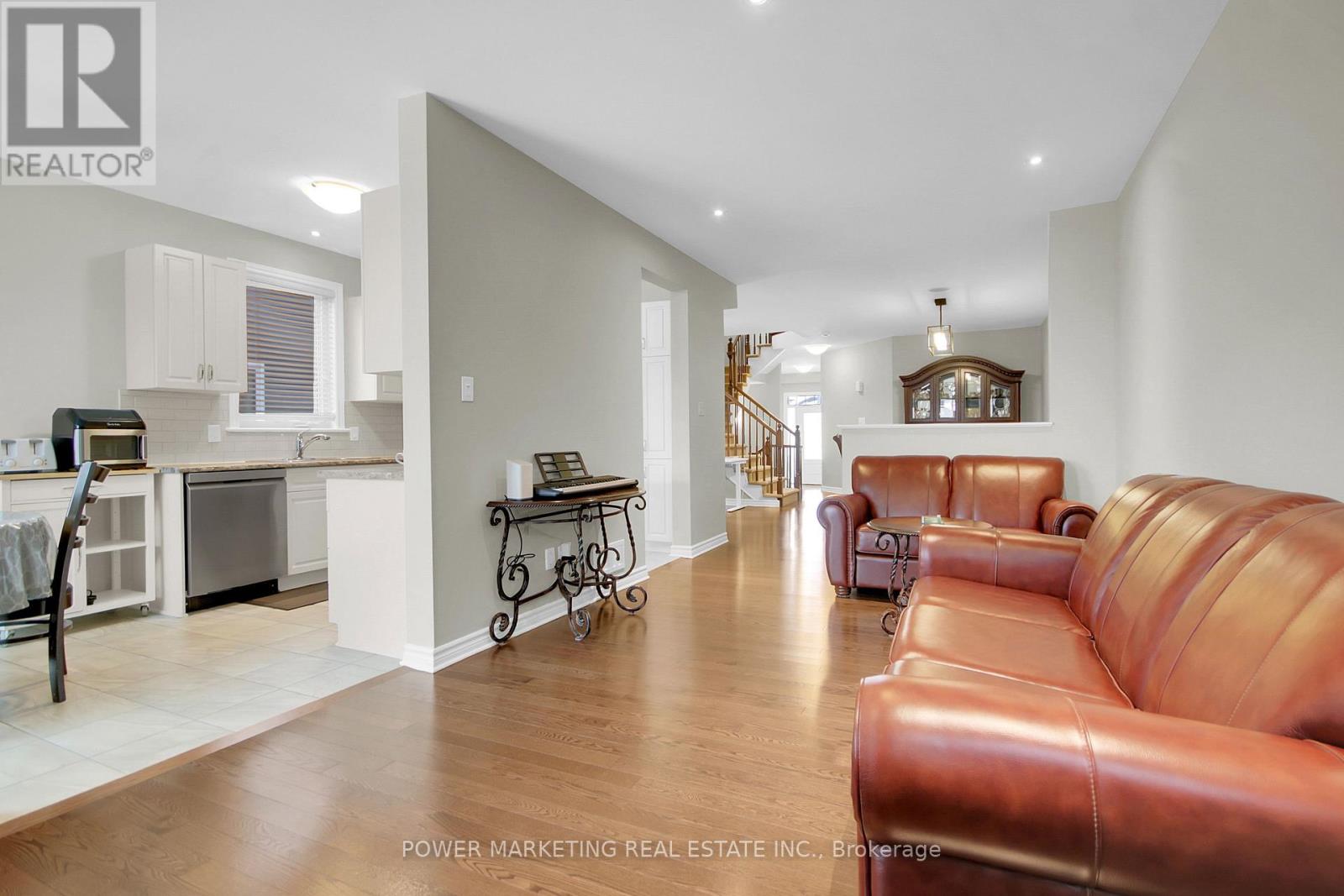 1076 Cobble Hill Drive, Ottawa, Ontario  K2J 3L7 - Photo 24 - X12699022