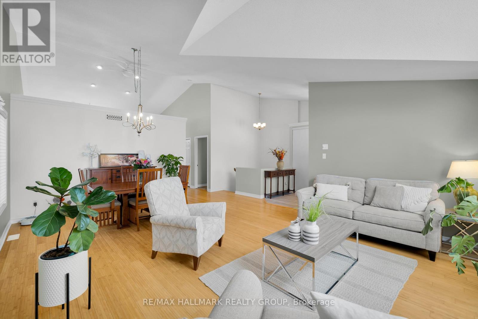 813 Galleria Circle, Ottawa, Ontario  K4A 4Z4 - Photo 10 - X12699040