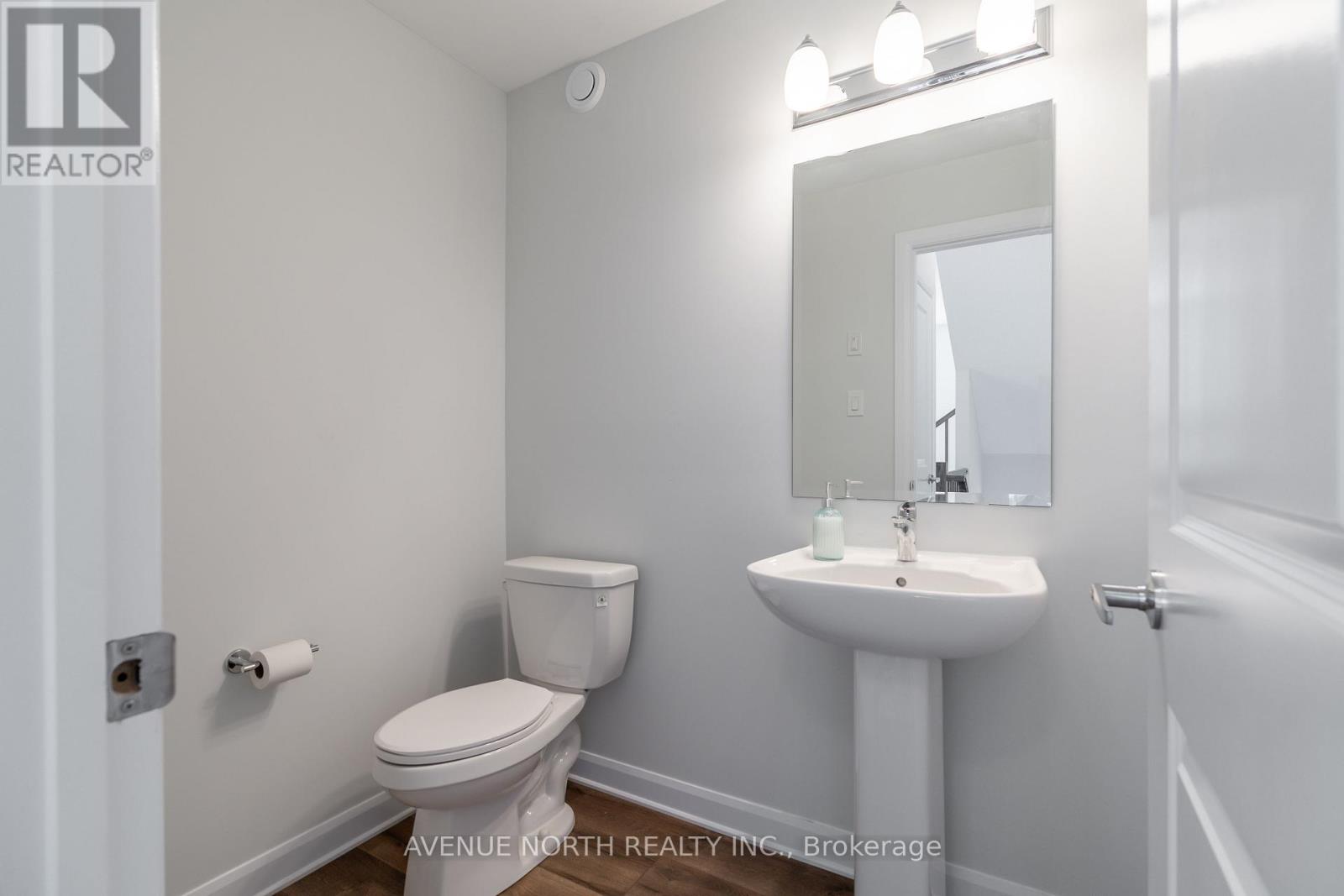 258 Elsie Macgill Walk, Ottawa, Ontario  K2K 1X7 - Photo 9 - X12699090