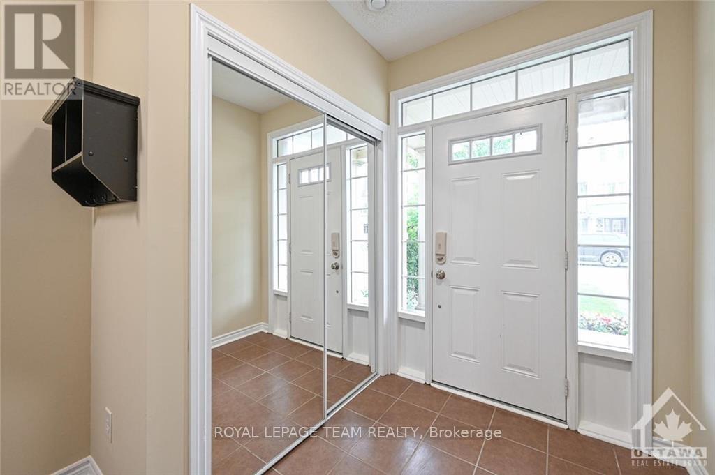 2042 Madrid Avenue, Ottawa, Ontario  K2J 0K2 - Photo 2 - X12699120