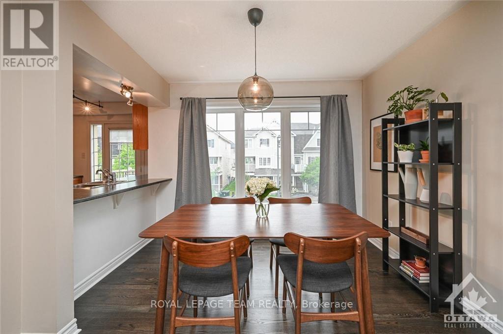 2042 Madrid Avenue, Ottawa, Ontario  K2J 0K2 - Photo 4 - X12699120