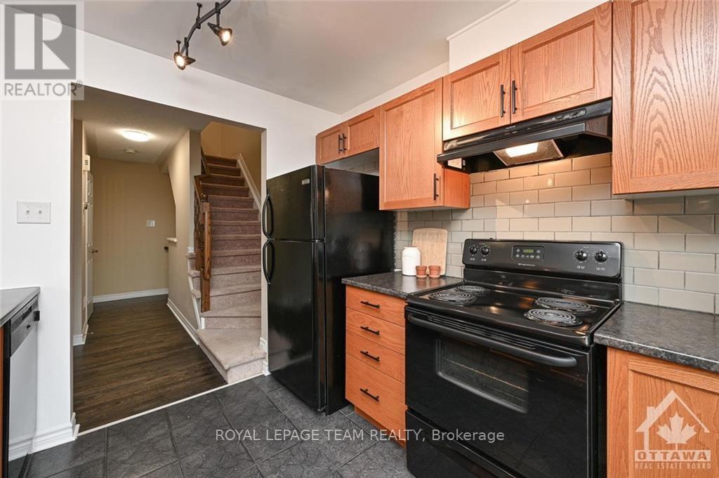 2042 Madrid Avenue, Ottawa, Ontario  K2J 0K2 - Photo 7 - X12699120