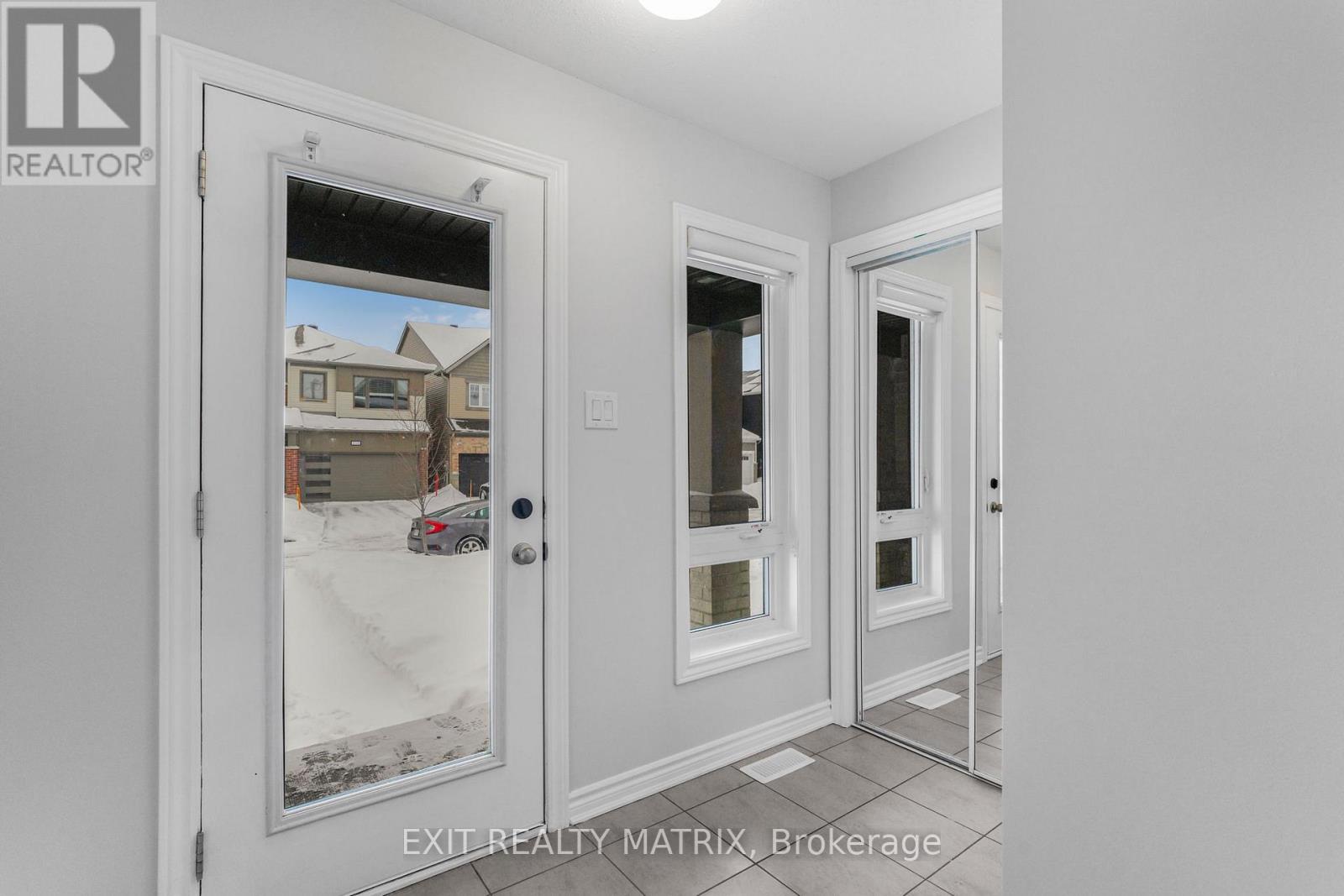 839 Henslows Circle, Ottawa, Ontario  K4A 5H7 - Photo 3 - X12699142