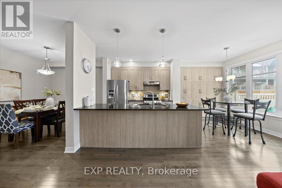 357 Alasken Drive, Ottawa, Ontario  K1T 0M4 - Photo 11 - X12699202