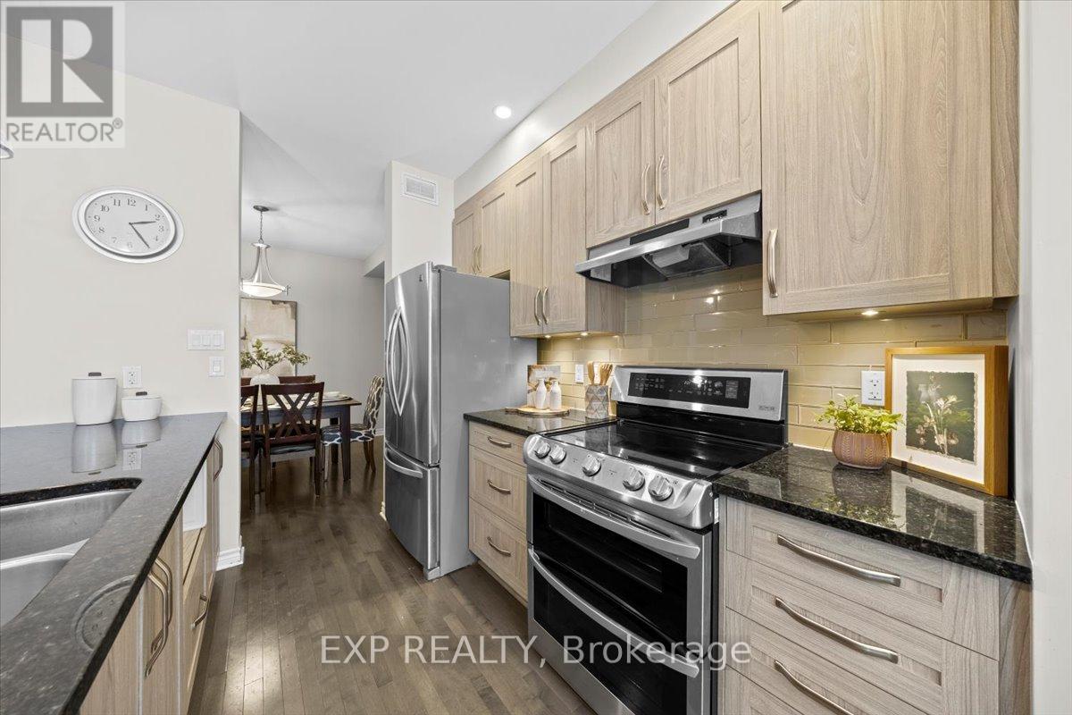 357 Alasken Drive, Ottawa, Ontario  K1T 0M4 - Photo 14 - X12699202