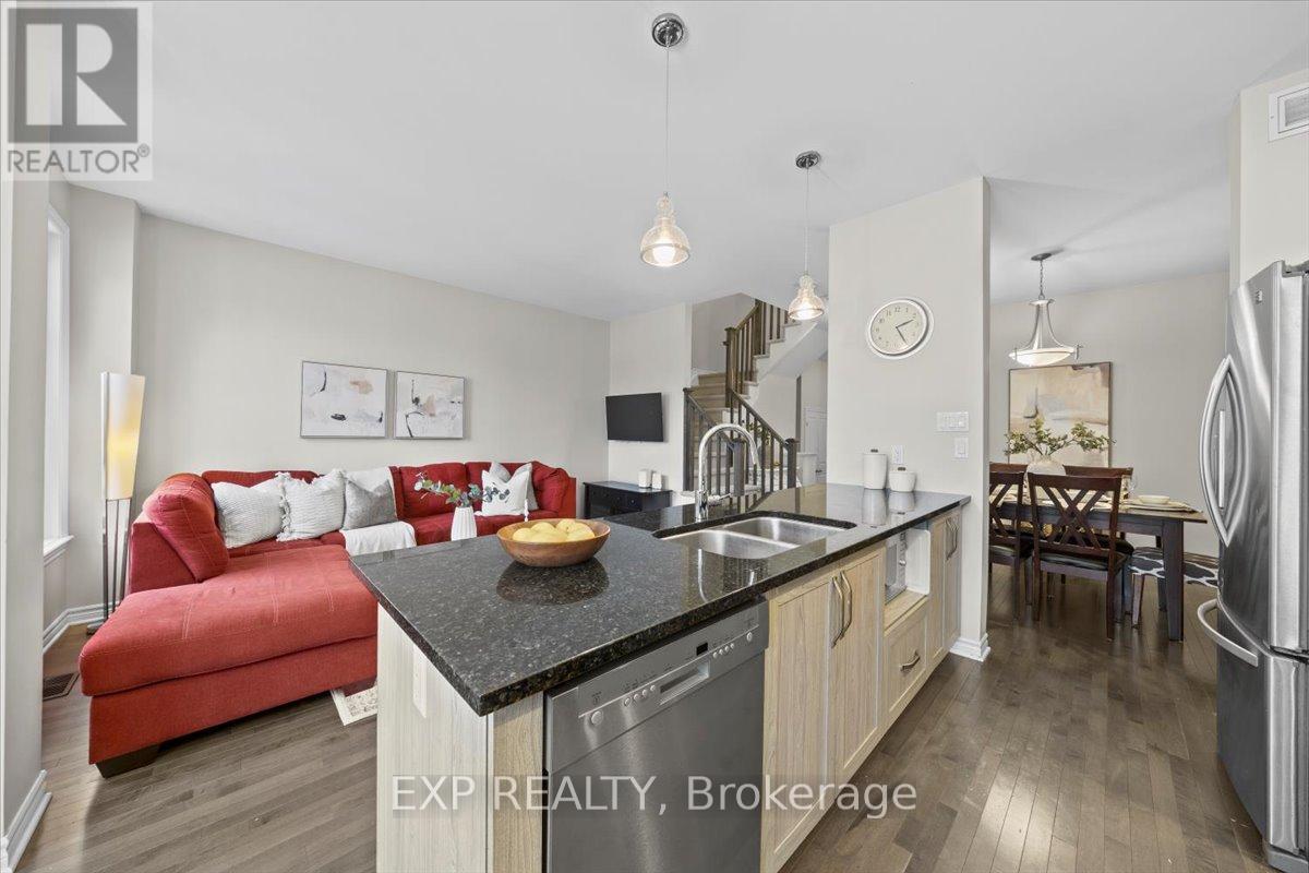 357 Alasken Drive, Ottawa, Ontario  K1T 0M4 - Photo 15 - X12699202