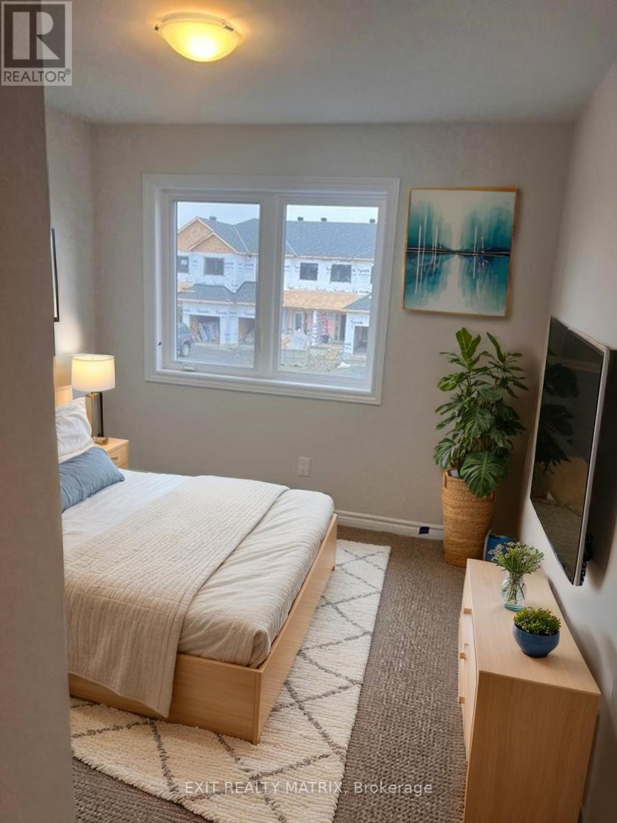 77 Richelieu Street, Russell, Ontario  K0A 1W1 - Photo 8 - X12699222