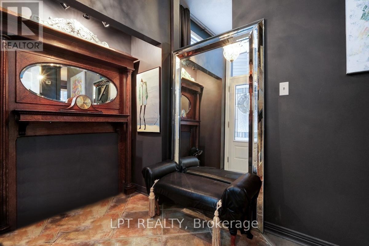 56 Sandhurst Court, Ottawa, Ontario  K1V 9V4 - Photo 6 - X12699284