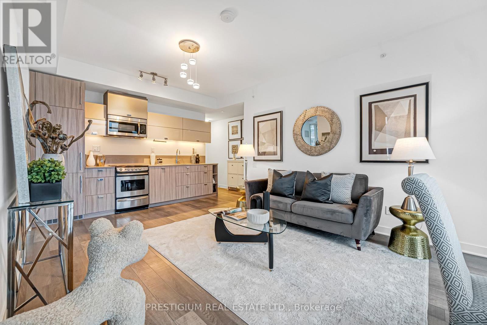 1910 - 290 Adelaide Street W, Toronto, Ontario  M5V 0P3 - Photo 18 - C12653430