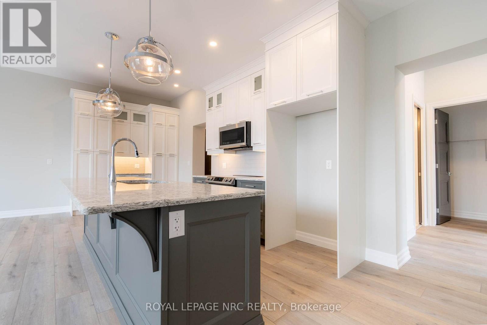 6 - 99 South Drive, St. Catharines (Old Glenridge), Ontario  L2R 0C5 - Photo 12 - X12699226