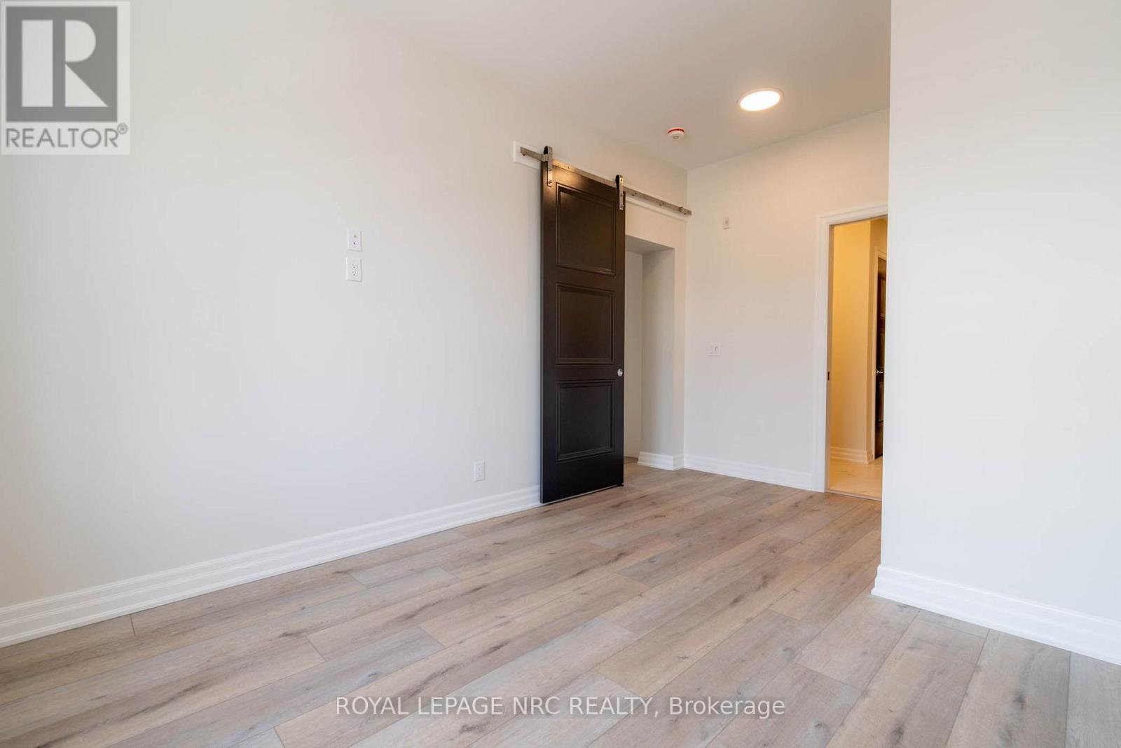 6 - 99 South Drive, St. Catharines (Old Glenridge), Ontario  L2R 0C5 - Photo 22 - X12699226