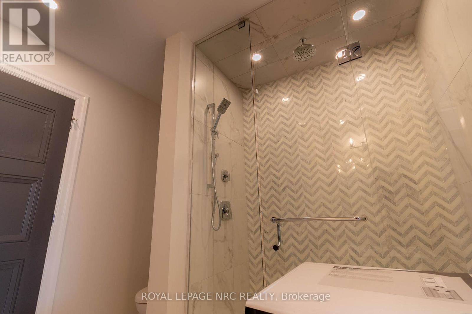 6 - 99 South Drive, St. Catharines (Old Glenridge), Ontario  L2R 0C5 - Photo 26 - X12699226