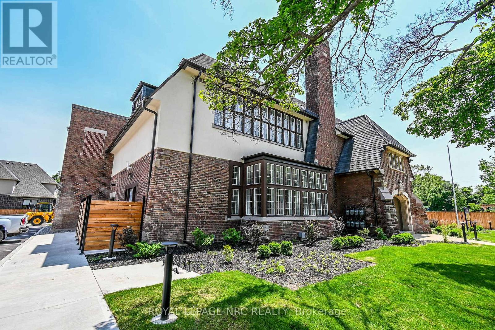 6 - 99 South Drive, St. Catharines (Old Glenridge), Ontario  L2R 0C5 - Photo 34 - X12699226