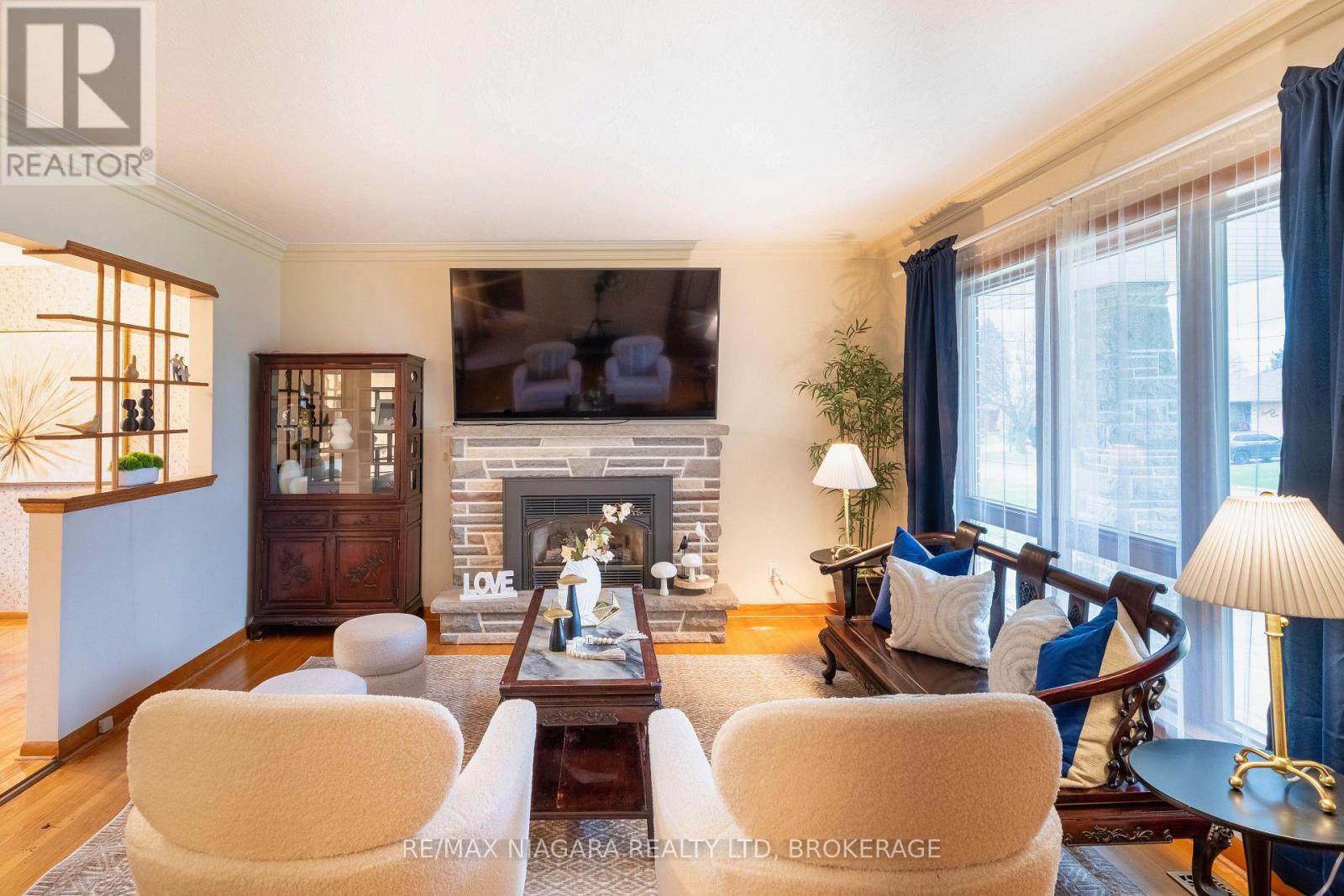 6620 Glendoone Street, Niagara Falls (Stamford), Ontario  L2J 1E9 - Photo 10 - X12699276