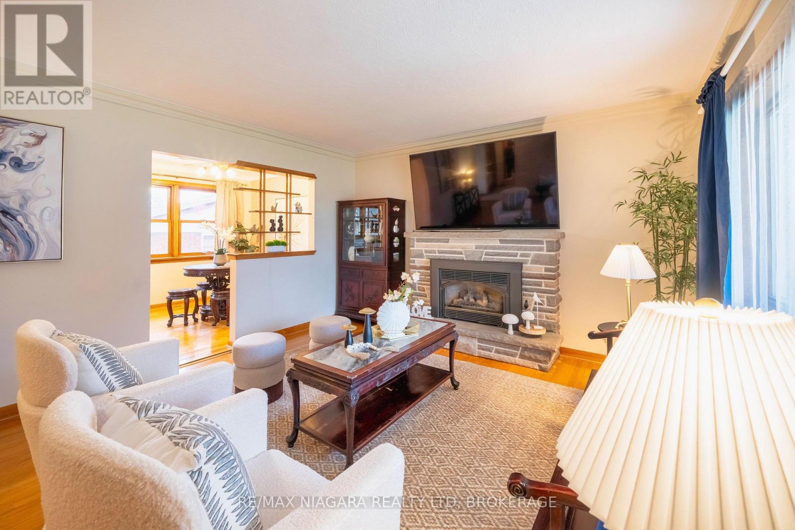 6620 Glendoone Street, Niagara Falls (Stamford), Ontario  L2J 1E9 - Photo 11 - X12699276