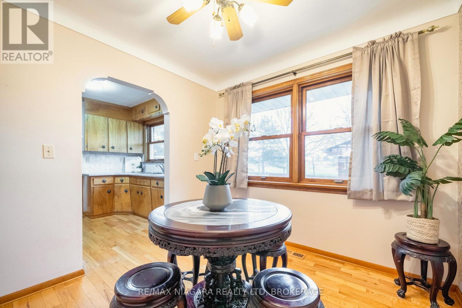 6620 Glendoone Street, Niagara Falls (Stamford), Ontario  L2J 1E9 - Photo 26 - X12699276