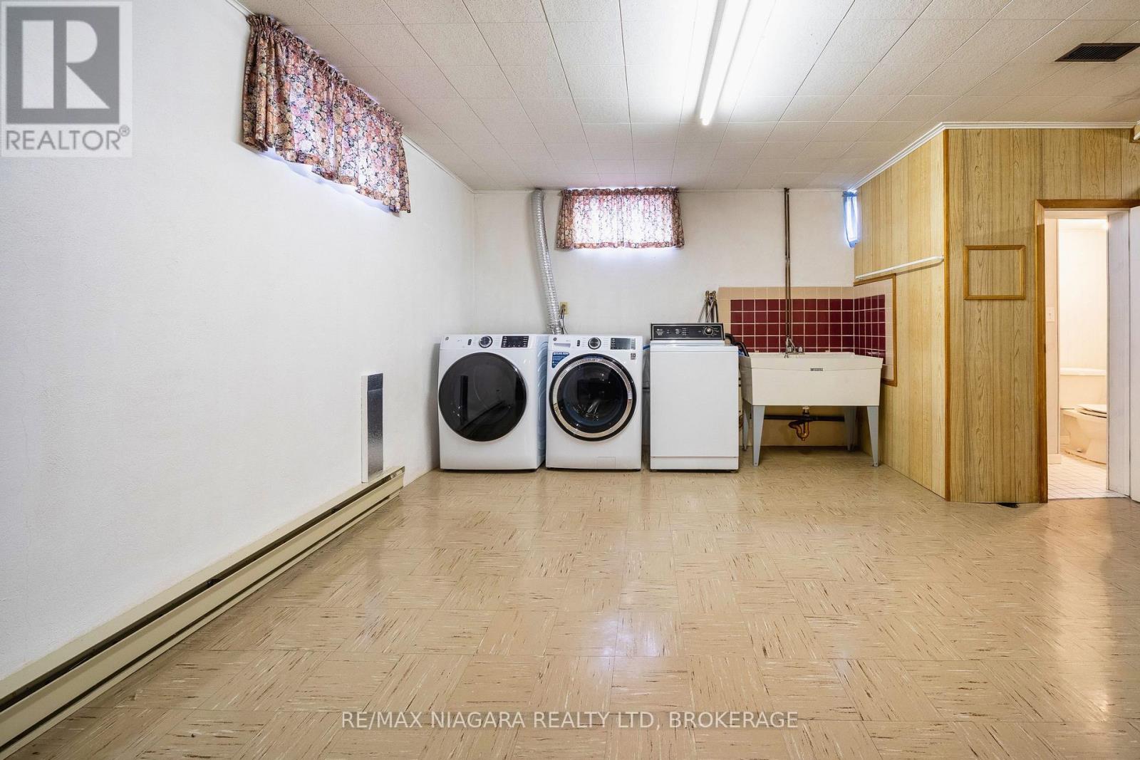 6620 Glendoone Street, Niagara Falls (Stamford), Ontario  L2J 1E9 - Photo 36 - X12699276