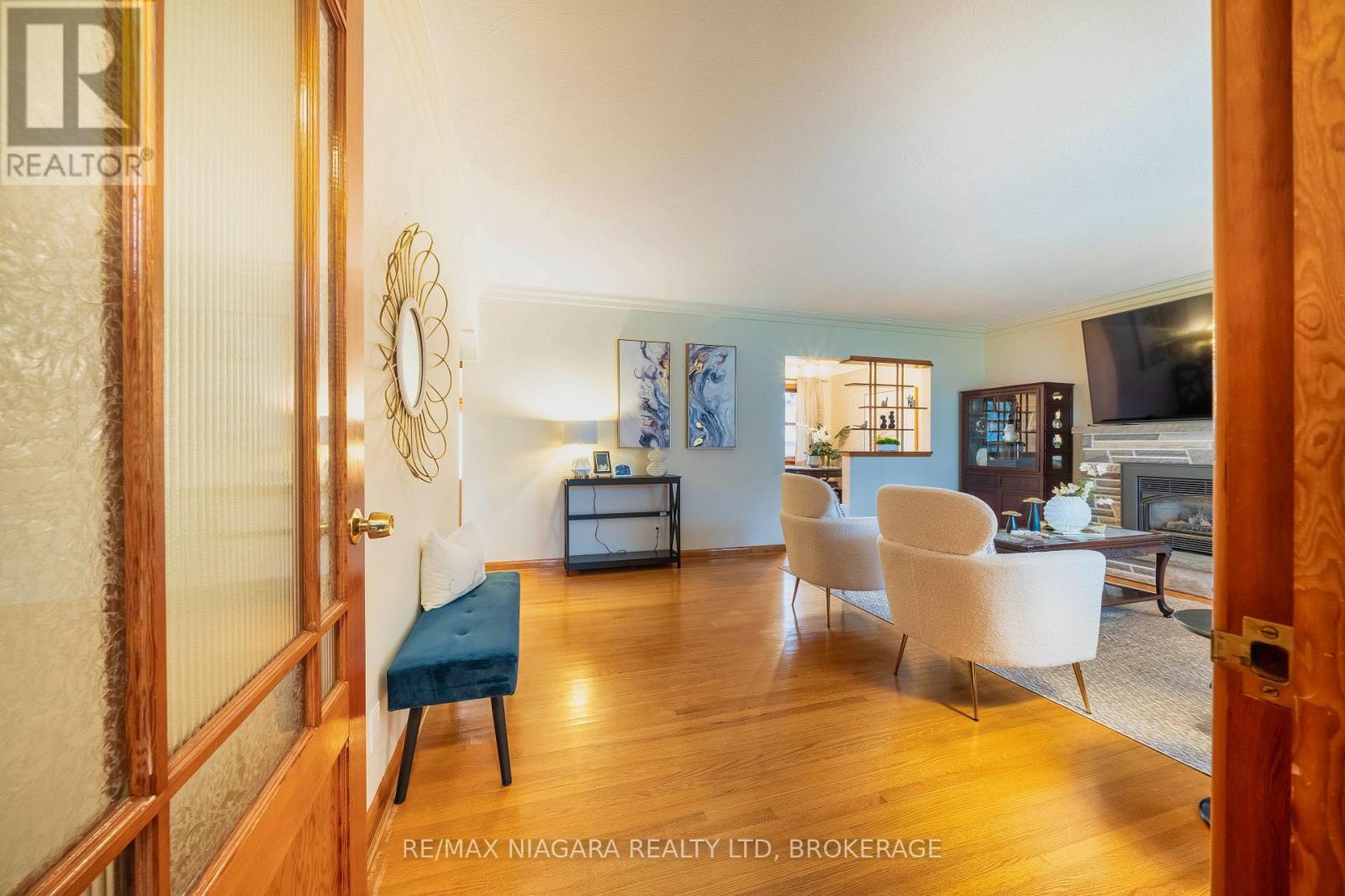 6620 Glendoone Street, Niagara Falls (Stamford), Ontario  L2J 1E9 - Photo 8 - X12699276