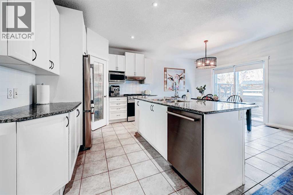 195 Chapalina Terrace Se, Calgary, Alberta  T2X 3X3 - Photo 9 - A2277812