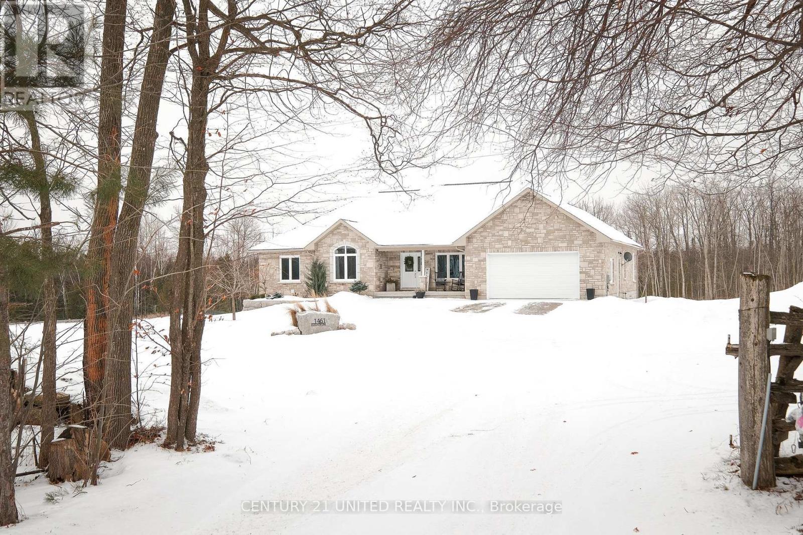 1461 11th Line, Selwyn, Ontario  K0L 2H0 - Photo 1 - X12699004