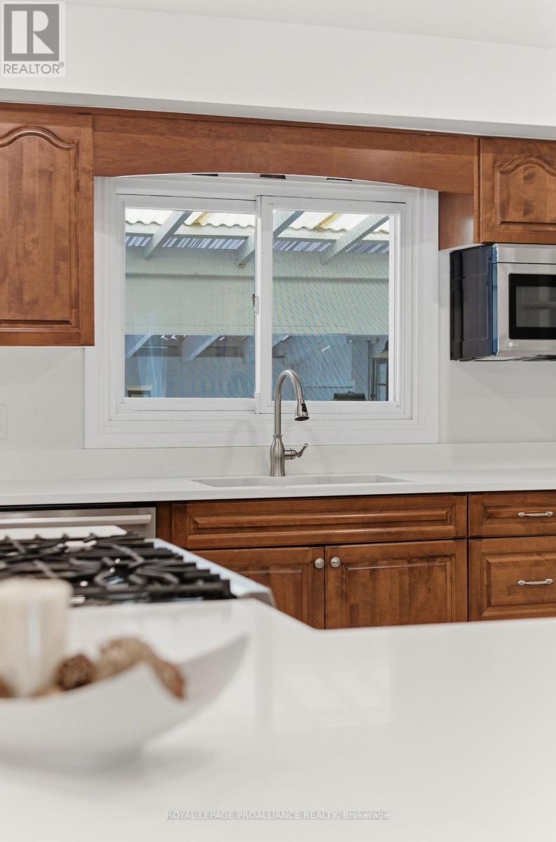 138 Burns Avenue, Quinte West (Sidney Ward), Ontario  K8R 1G3 - Photo 22 - X12699116