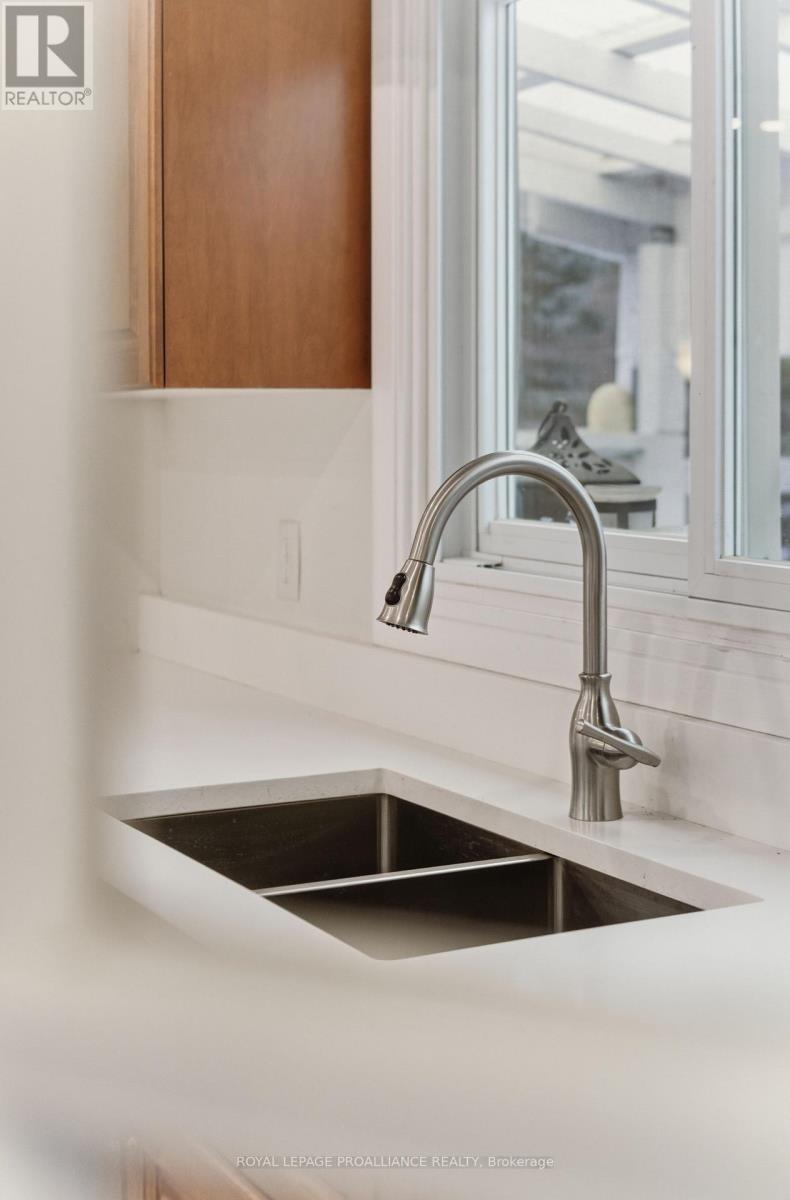 138 Burns Avenue, Quinte West (Sidney Ward), Ontario  K8R 1G3 - Photo 23 - X12699116