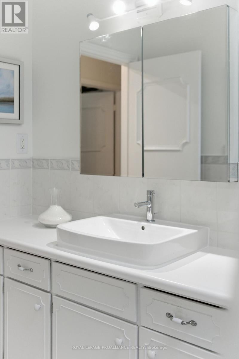 138 Burns Avenue, Quinte West (Sidney Ward), Ontario  K8R 1G3 - Photo 27 - X12699116