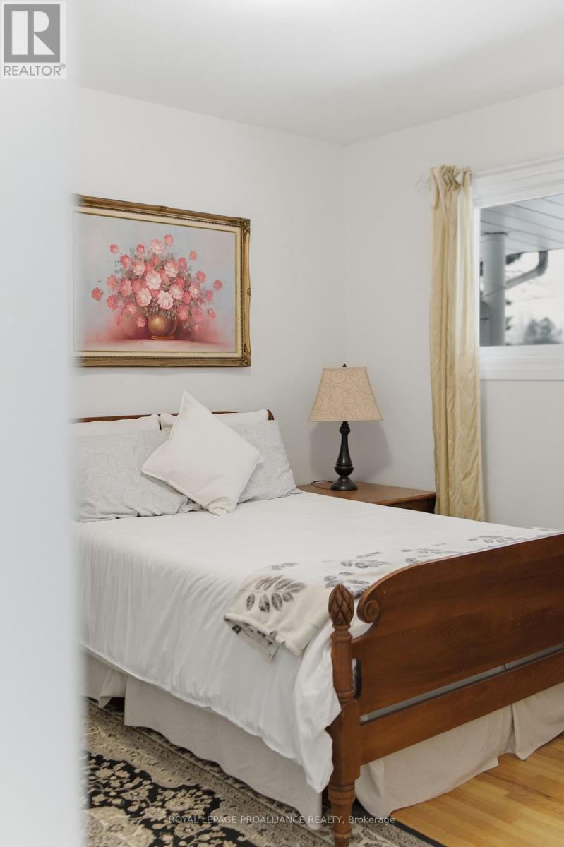 138 Burns Avenue, Quinte West (Sidney Ward), Ontario  K8R 1G3 - Photo 33 - X12699116