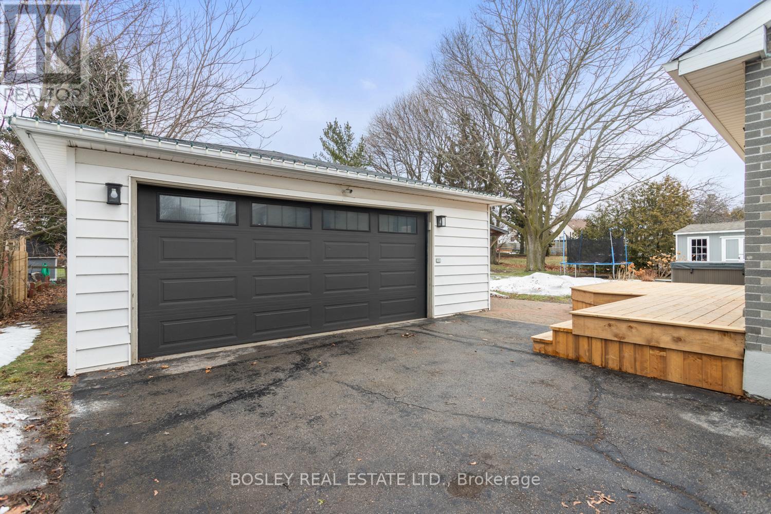 13 Hillcrest Drive, Port Hope, Ontario  L1A 1Z7 - Photo 34 - X12699122