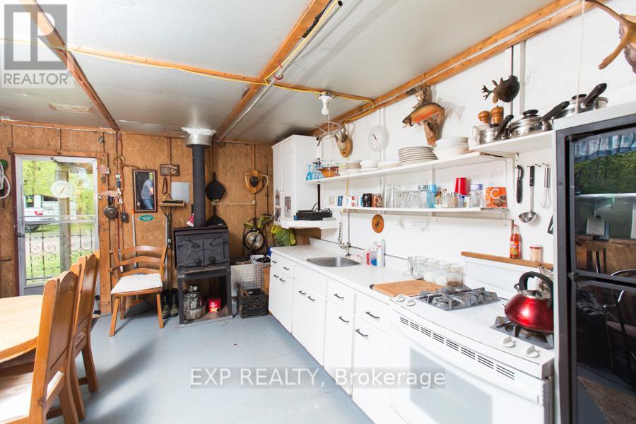 1040 Bill Mclaren Trail, Dysart Et Al, Ontario  K0L 1X0 - Photo 21 - X12699160