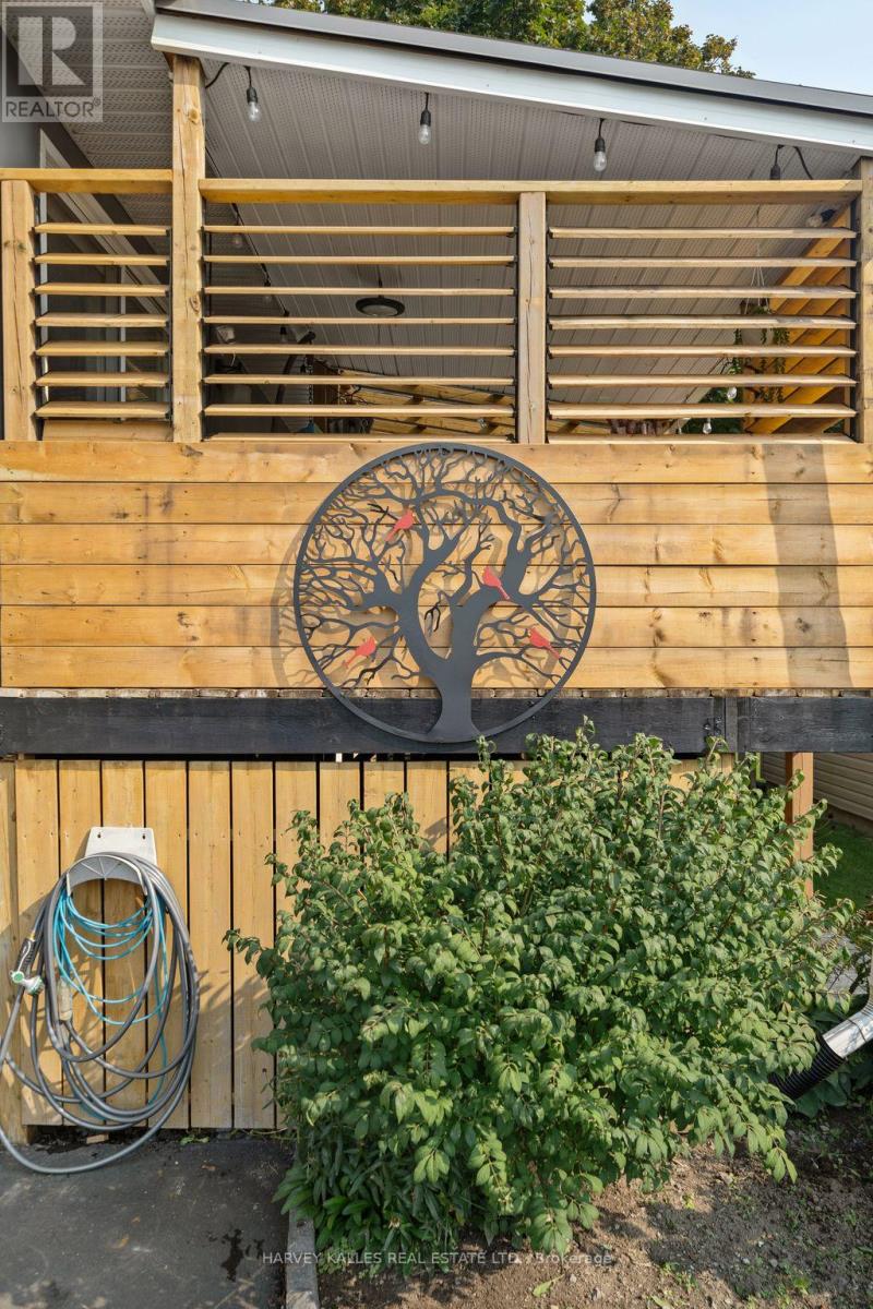 46 Barker Street, Prince Edward County, Ontario  K0K 2T0 - Photo 39 - X12699288