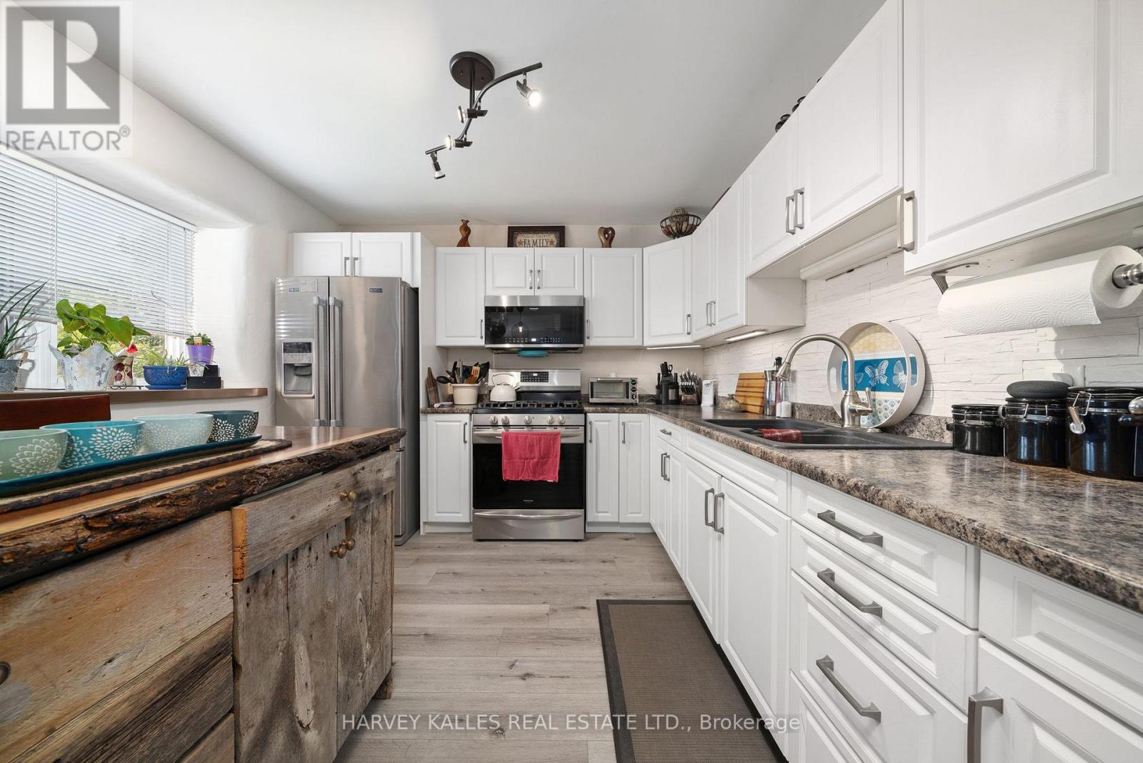 46 Barker Street, Prince Edward County, Ontario  K0K 2T0 - Photo 5 - X12699288