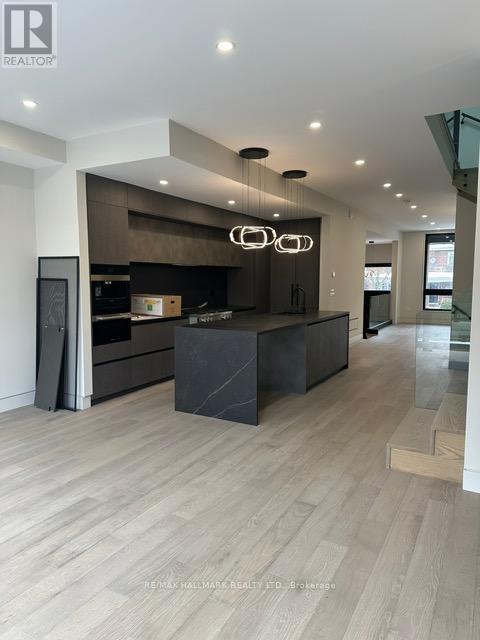 369 Millwood Road, Toronto, Ontario  M4S 1J9 - Photo 1 - C12699054