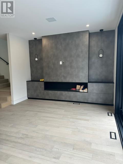 369 Millwood Road, Toronto, Ontario  M4S 1J9 - Photo 7 - C12699054