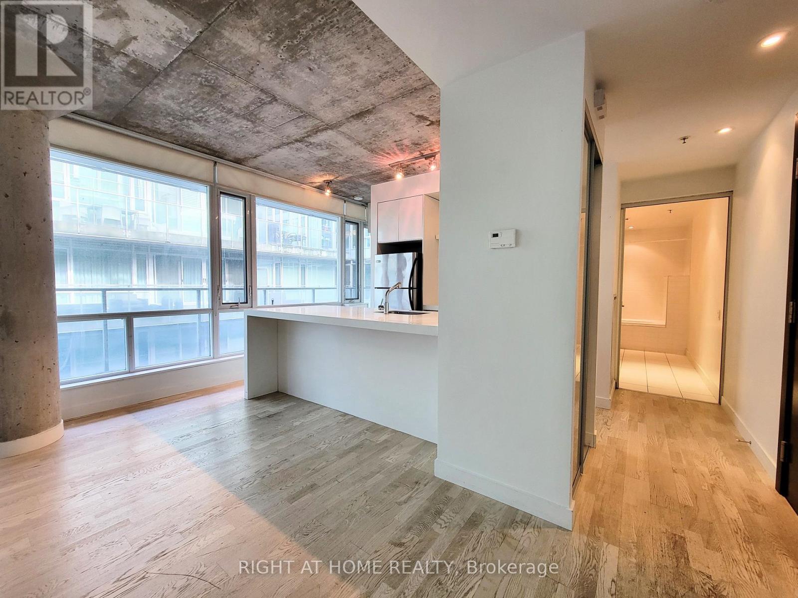 808 - 75 Portland Street, Toronto, Ontario  M5V 2M9 - Photo 12 - C12699138